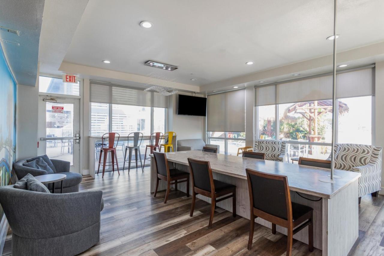 Clarion Pointe Galveston Seawall Esterno foto